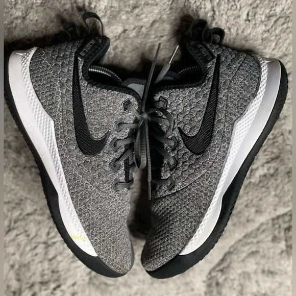 Nike | Shoes | Nike Lebron Witness 3 Dark Grey Ao443302 Mens  display picture 1